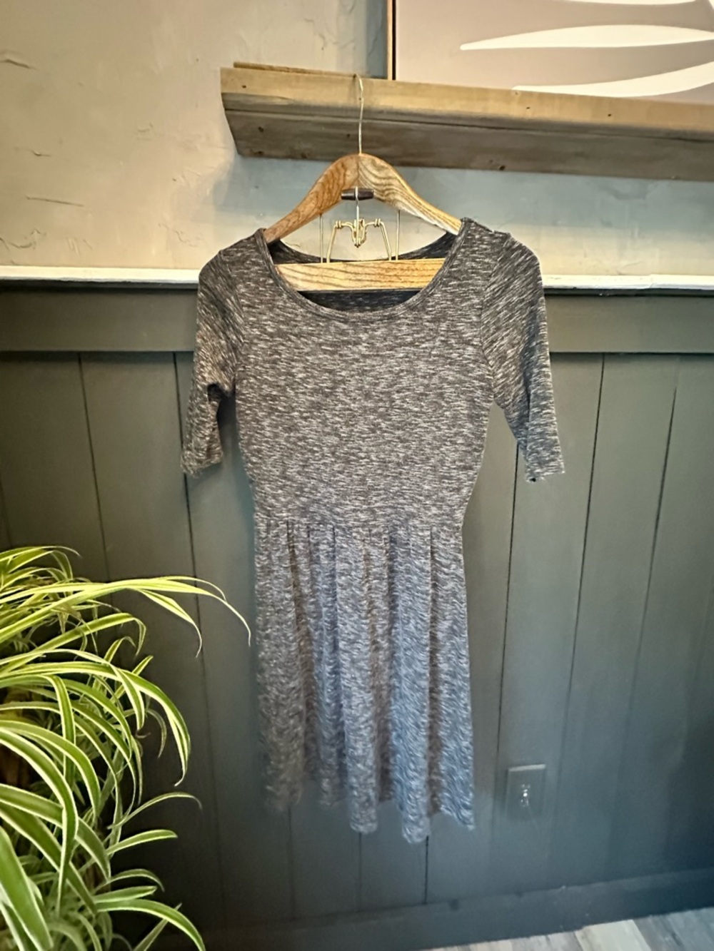 Paraphrase Heathered Gray Quarter Sleeve Stretchy Knit Layering Dress size XS
